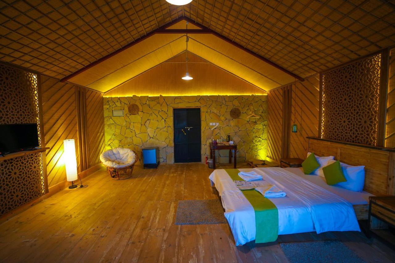 Sama Ras Al Jinz Resort 2*